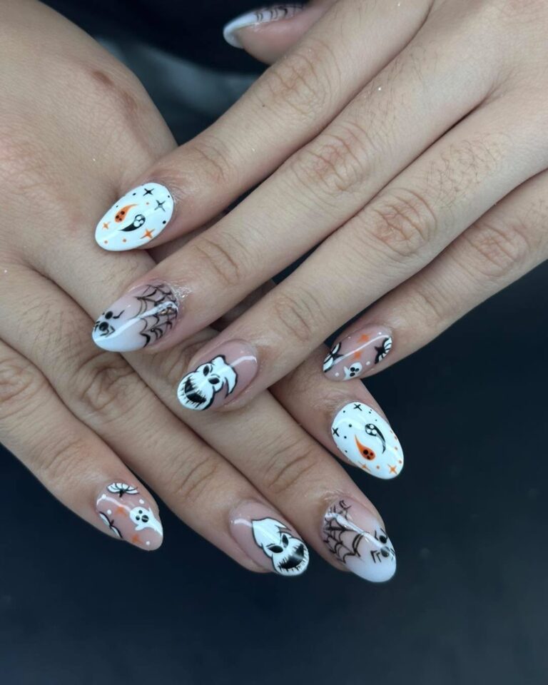 Instagram post from onglesciel. This post is in position 10.