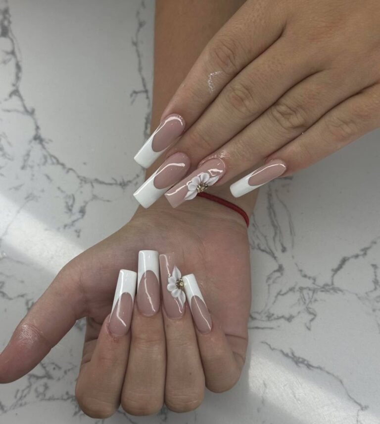 Instagram post from onglesciel. This post is in position 12.